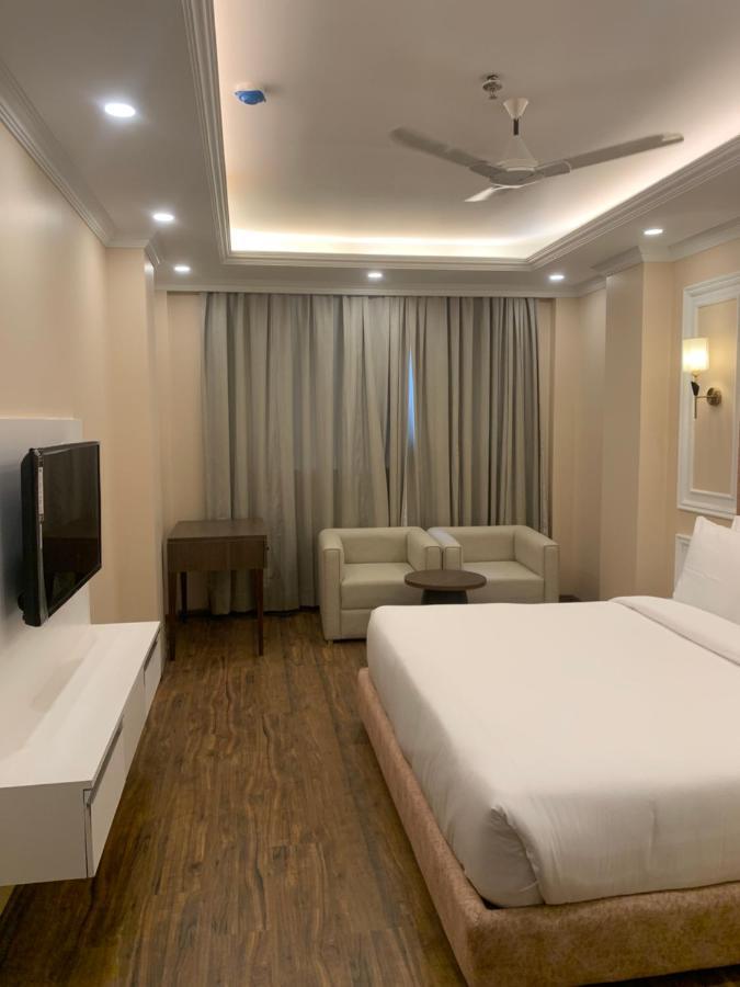 Claret Inn & Suite Dalhousie Εξωτερικό φωτογραφία
